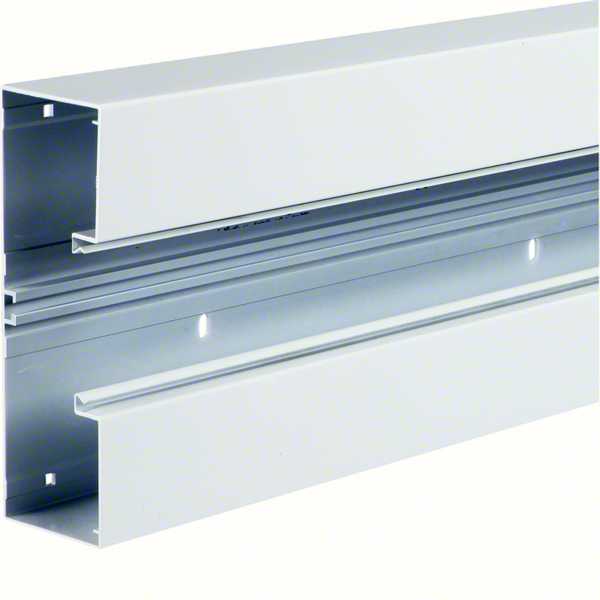 Hager - Kanalunderdel 68x210x2000 mm lakkert aluminium polarhvit