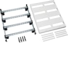 Hager - univers N kit, til univers skap, din-skinner 4x2x12 mod - 96 mod, slisset deksel, h600xb500 mm