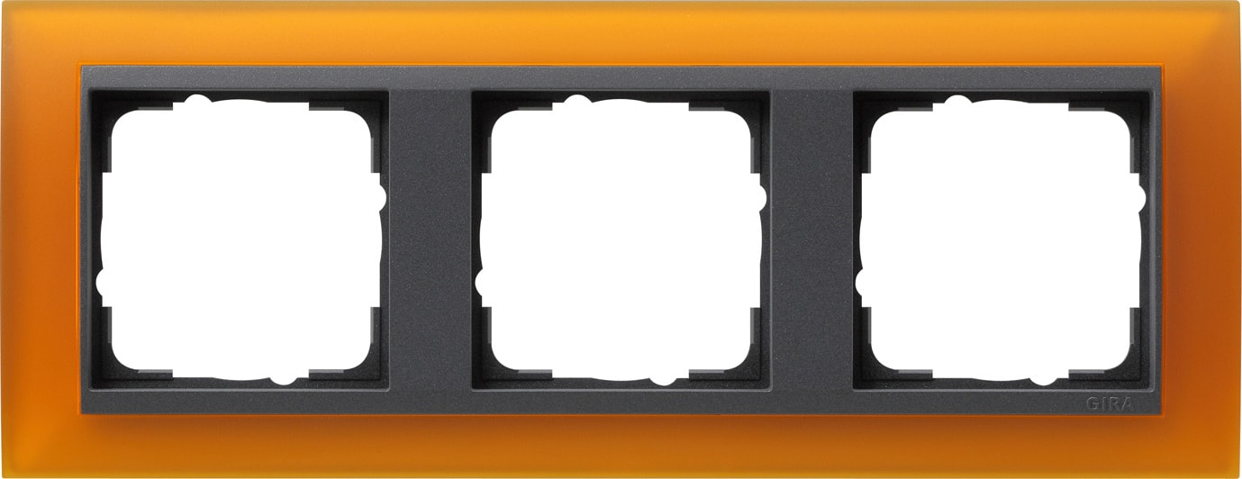 GIRA - Ramme Event Opak rav med antrasitt mellomramme 3 hull
