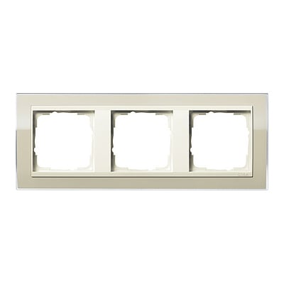GIRA - Ramme Event Klar sand med kremhvit mellomramme 3 hull