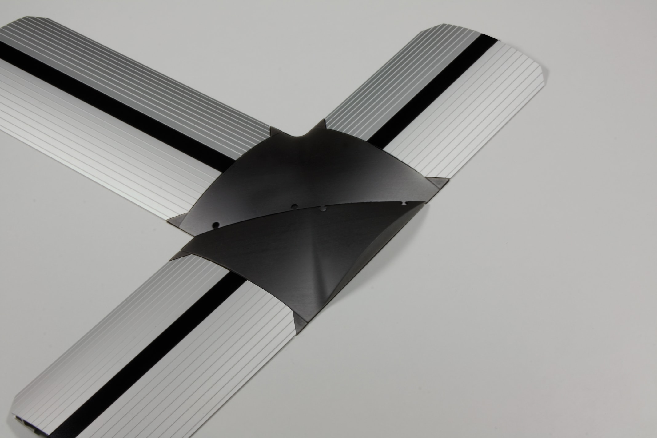 Evoline - Bridge skjøtestykke for EVOline Bridge skinnesystem - T kryss
