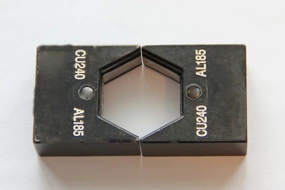 Melbye - Pressbakke DIN Cu 240 5T AHE-240