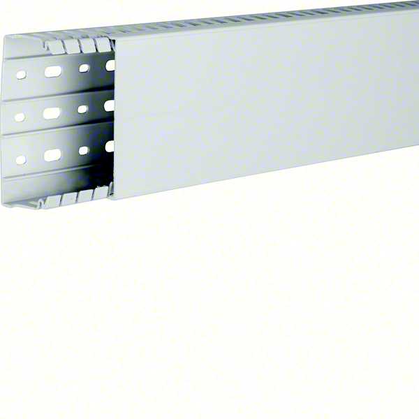 Hager - SLISSEKANAL Halogenfri 40x100 L.GRÅ