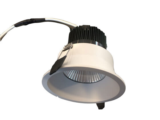 Ipas - Soft Pro 10w Matt hvit 830 LED Downlight fast inntrukket