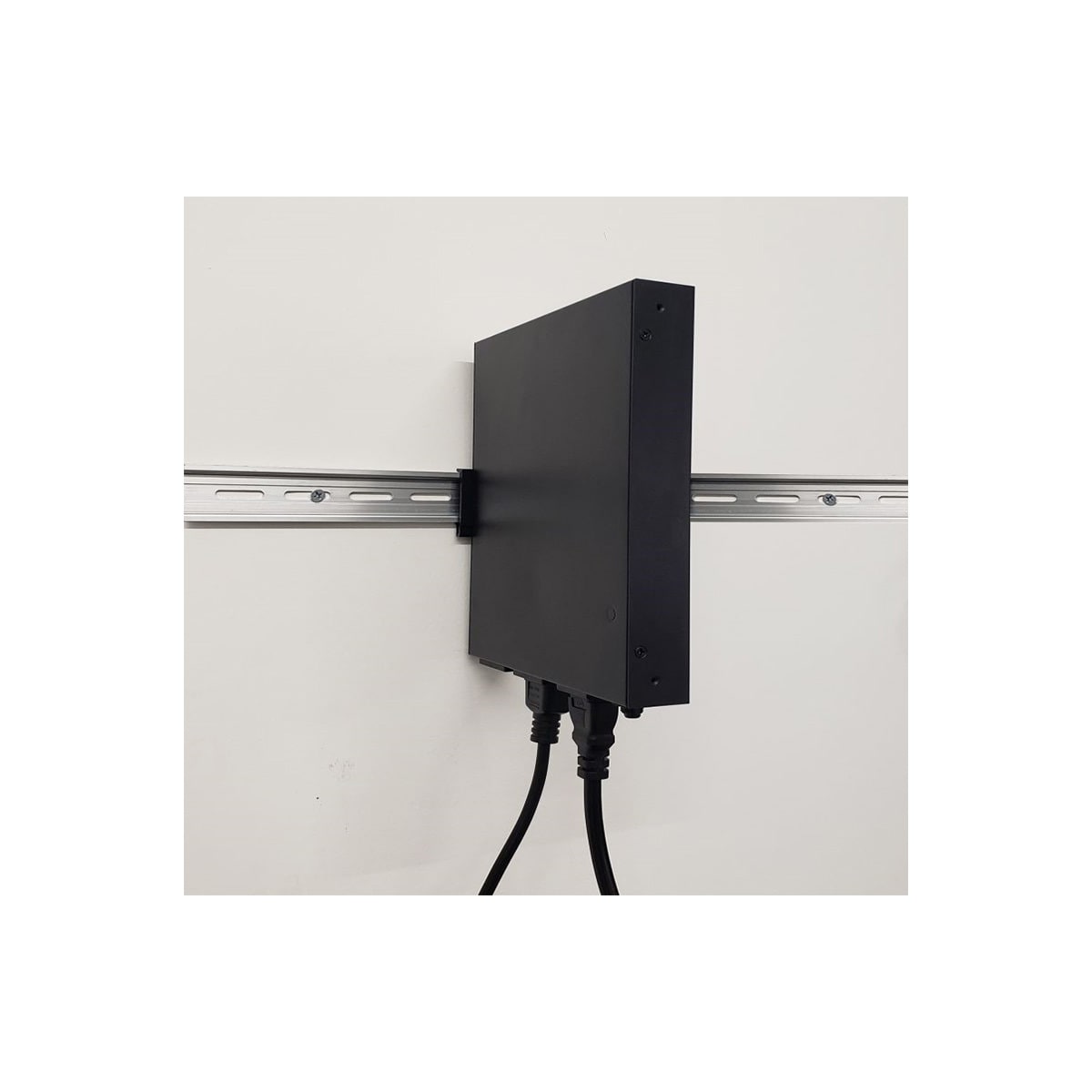 Coromatic AS - DIN skinne feste, J60-DIN-000