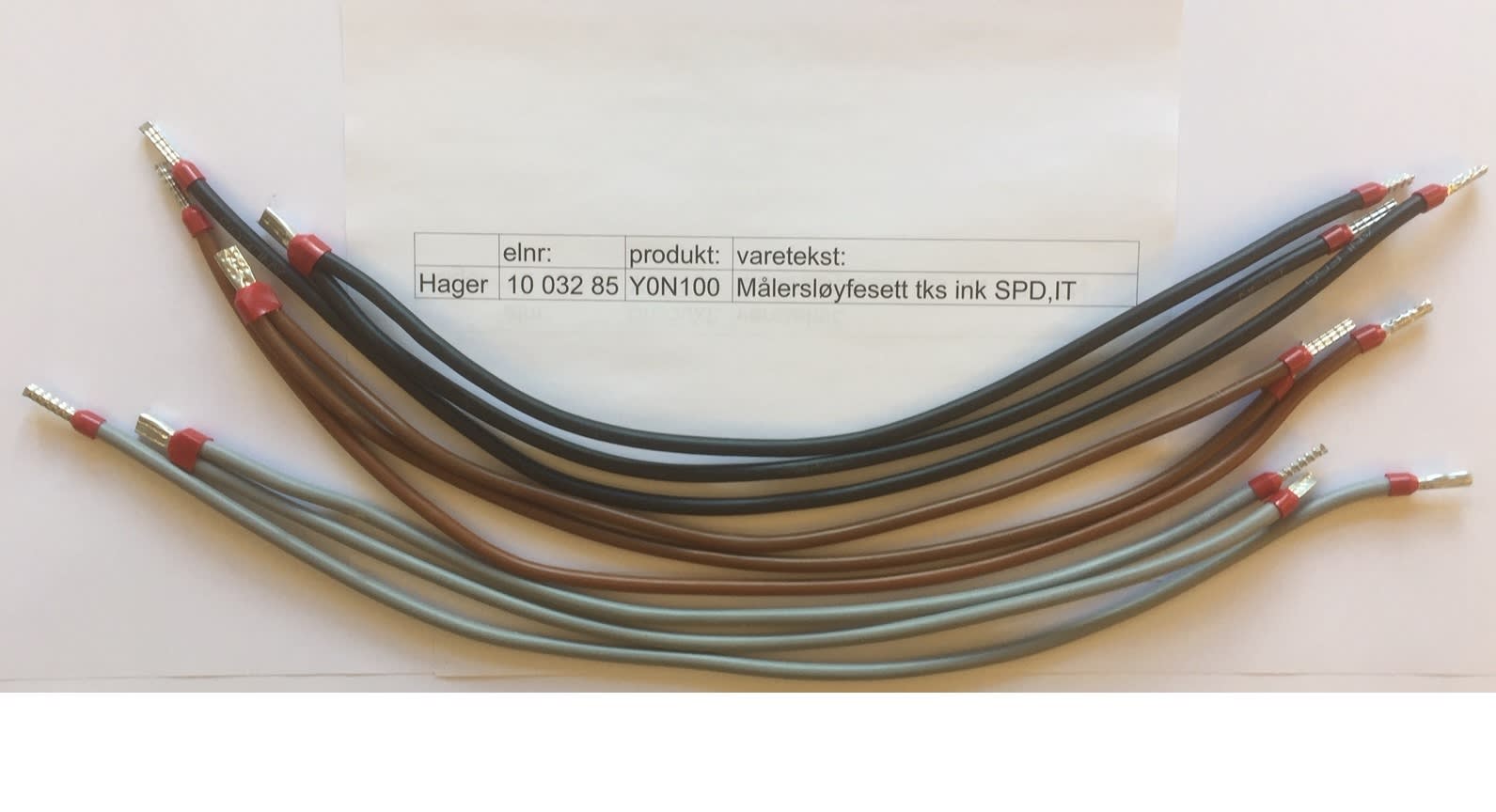 Hager - Målersløyfesett. Lengde på de hhv ledere som for TSFT71IT, tks skap for 230V IT/ TT