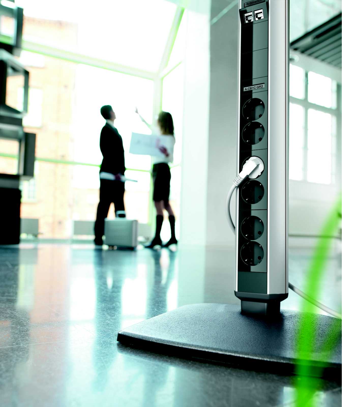 Schneider Electric - OL50 Uttaksst. M10 Anodisert El. Data