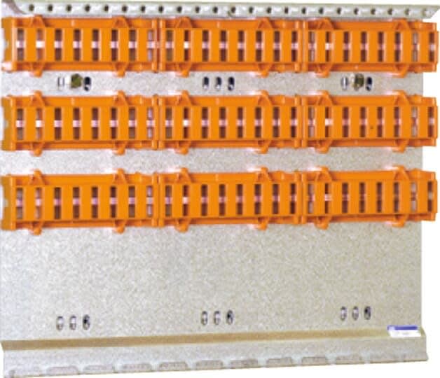 ABB Electrification - FS-400A/800 Montasjeplate med isolerte samleskinner