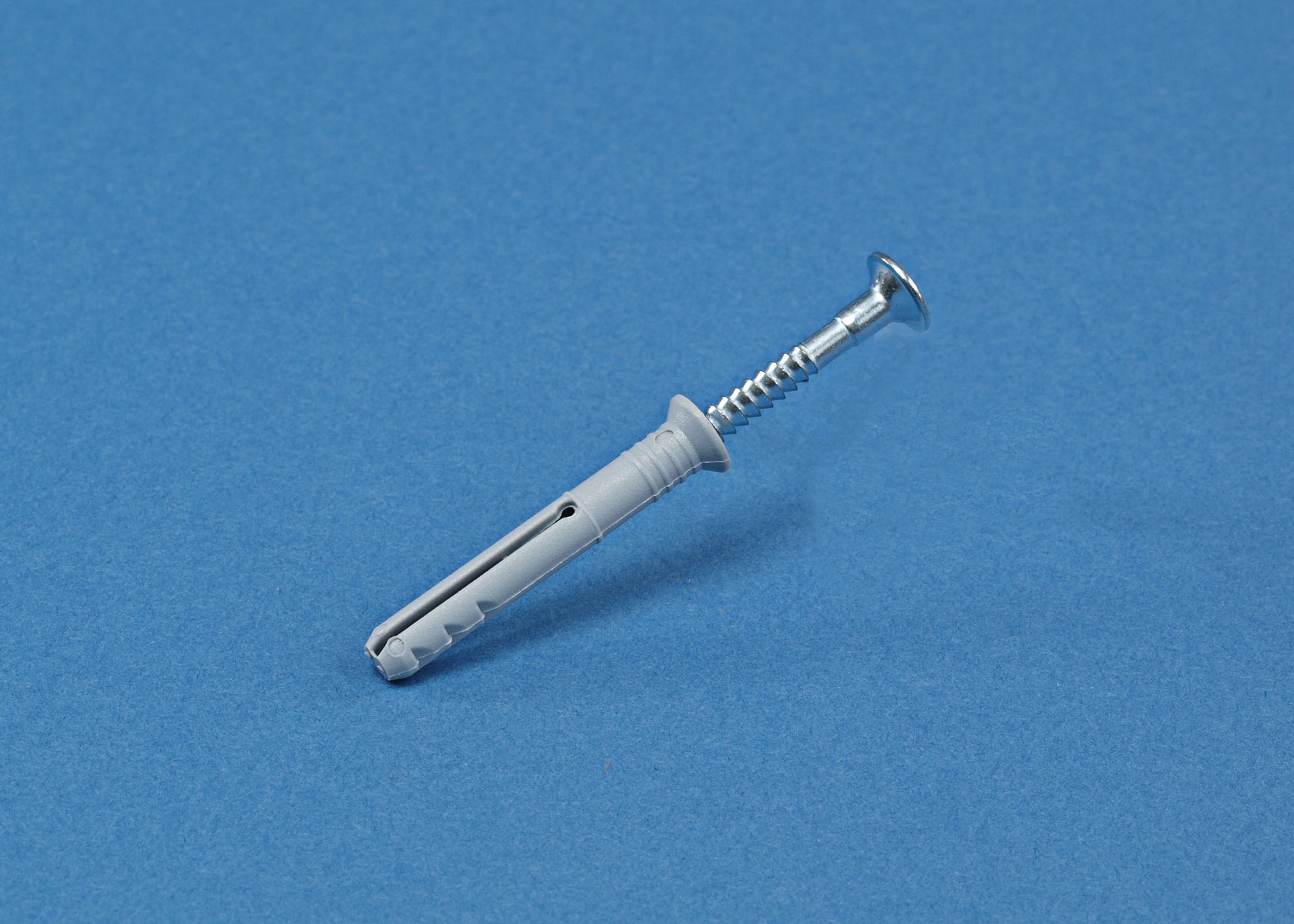 nVent CADDY - SPIKERPLUGG NPN 680