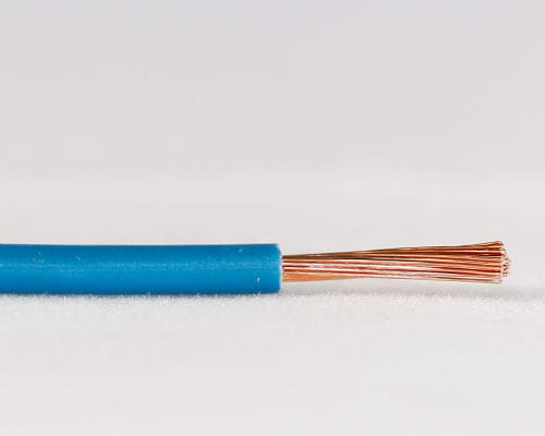 Amo Spesialkabel - H07 V2-K 1,5 mm² Lysblå 100m