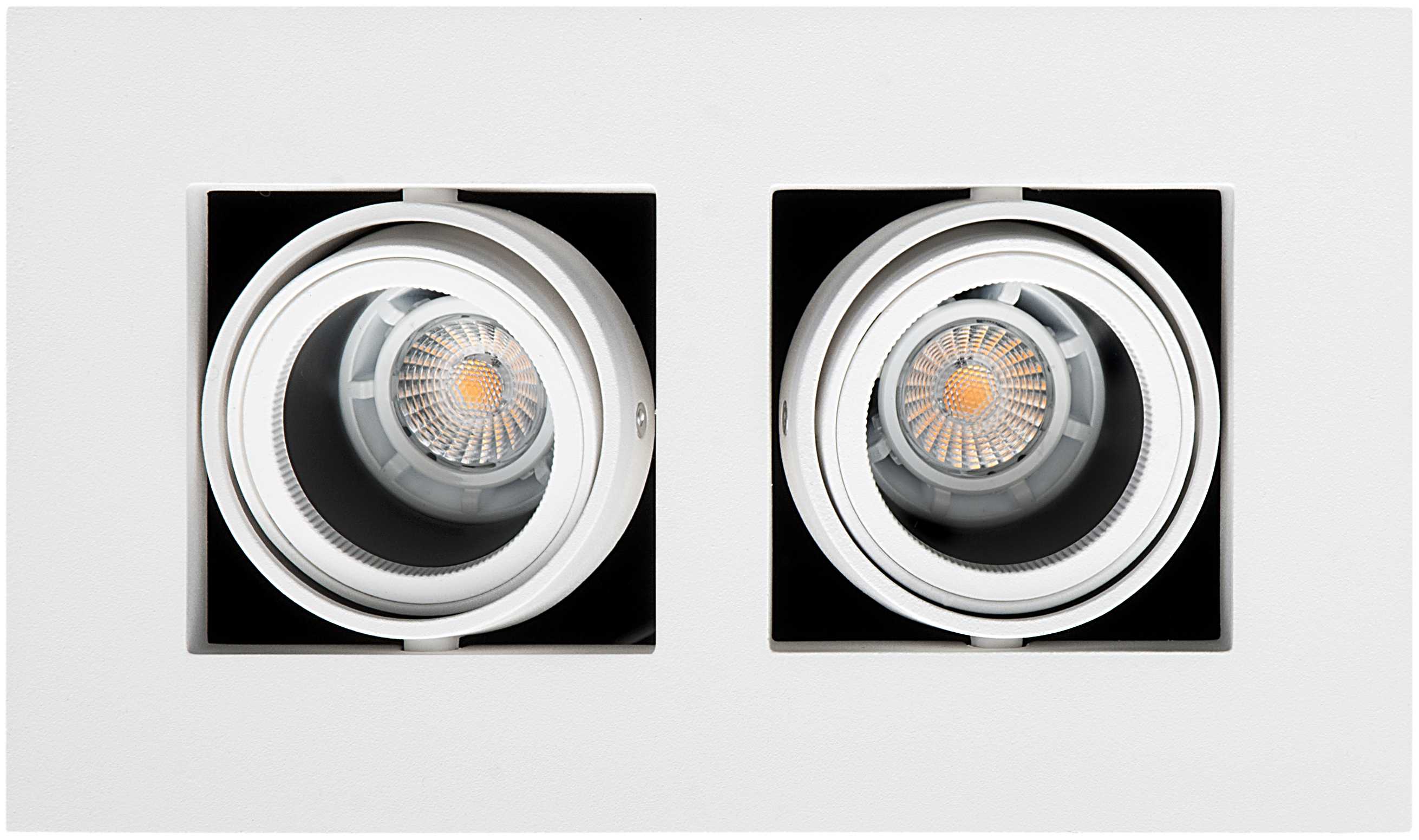 SG Armaturen - QUADRAT M-HVIT 2x6,5W LED 230V