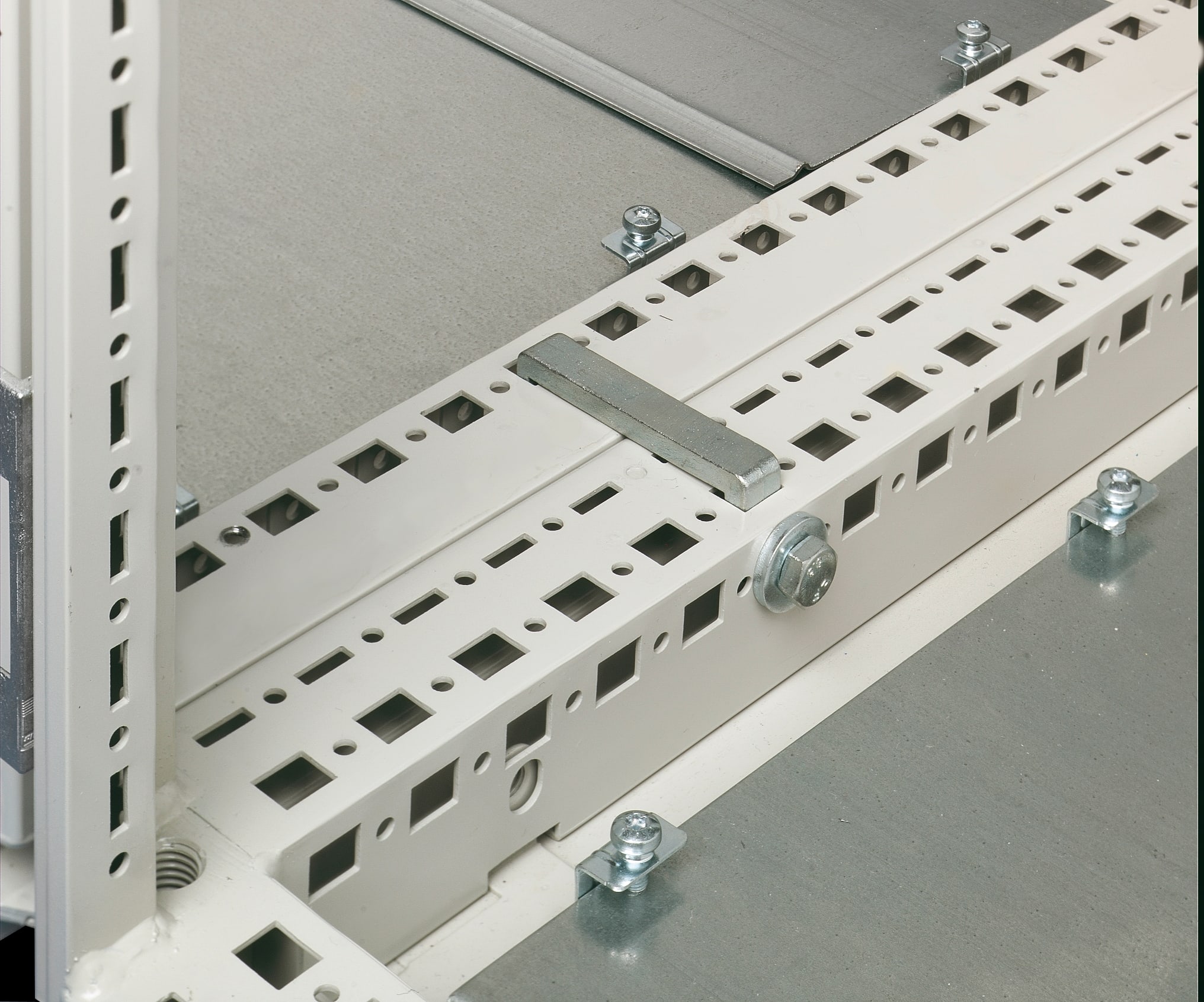 Rittal - Rekkemonteringsvinkel for TS/TS, 4 stk