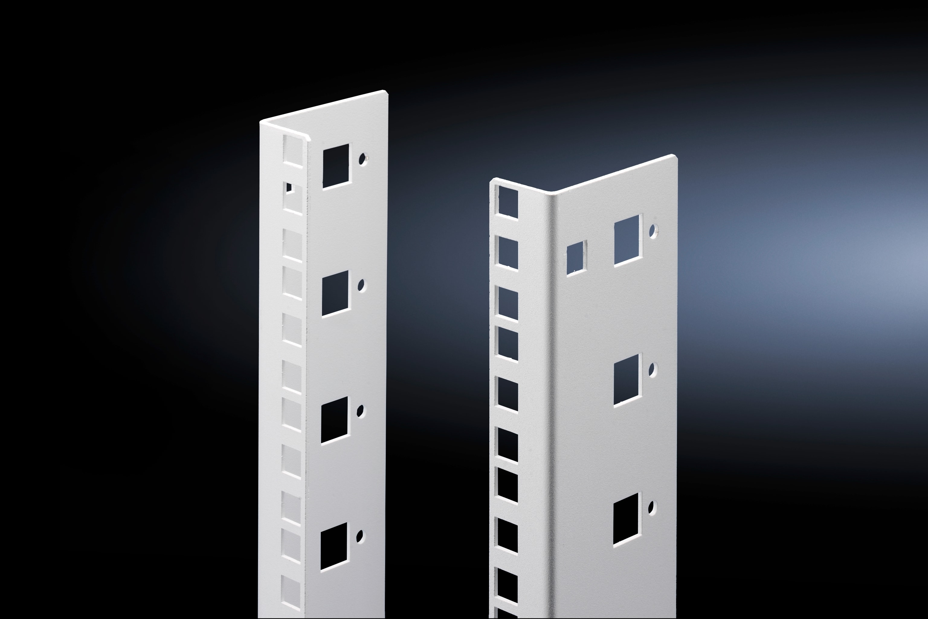 Rittal - Profilskinne for FlatBox, L-formet 6U