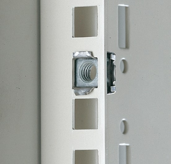 Rittal - Burmuttere for 19-profiler, pakke á 50 stk. M6