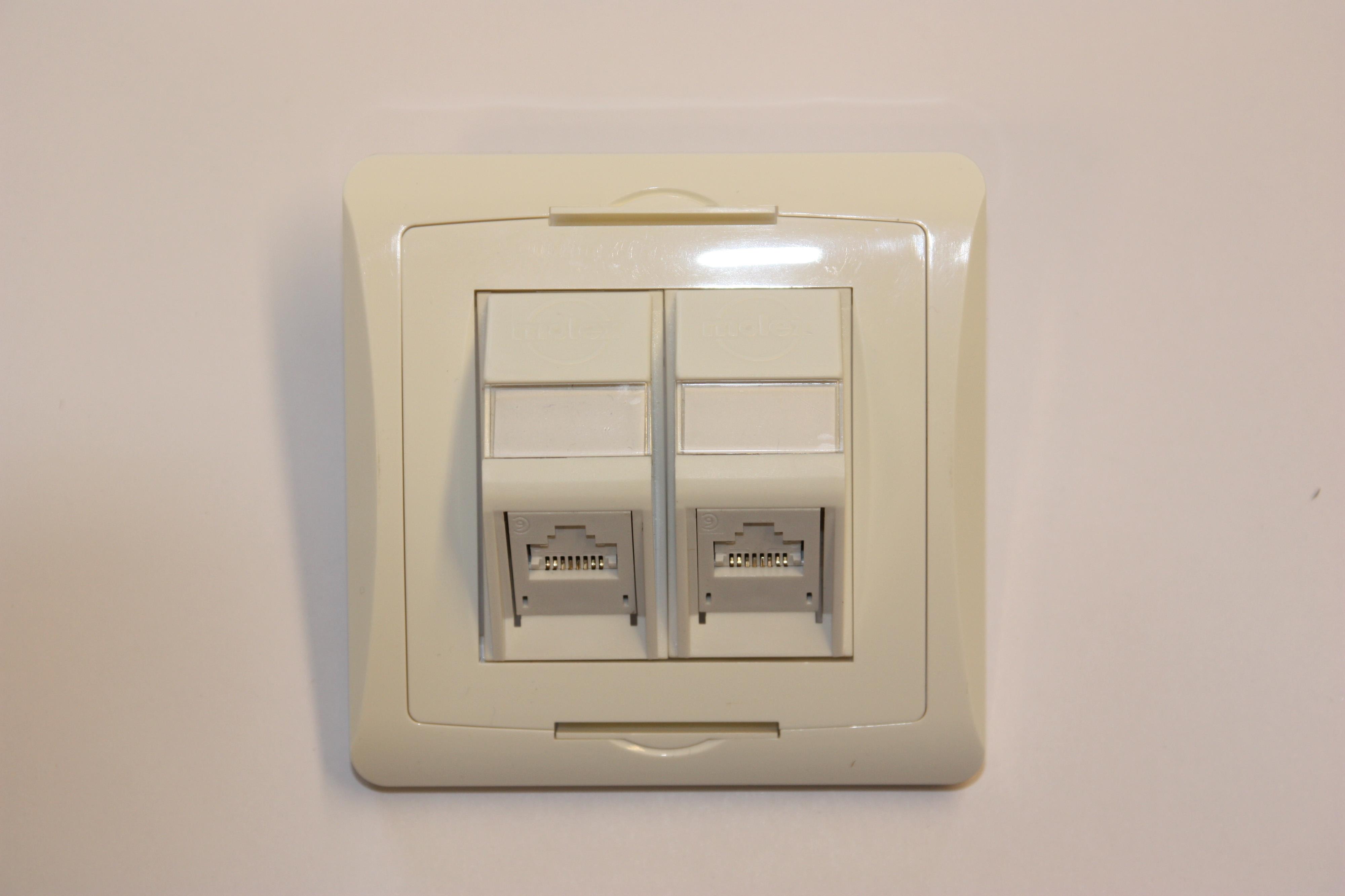 Centex - Vegguttak dobbelt Cat6 UTP fo