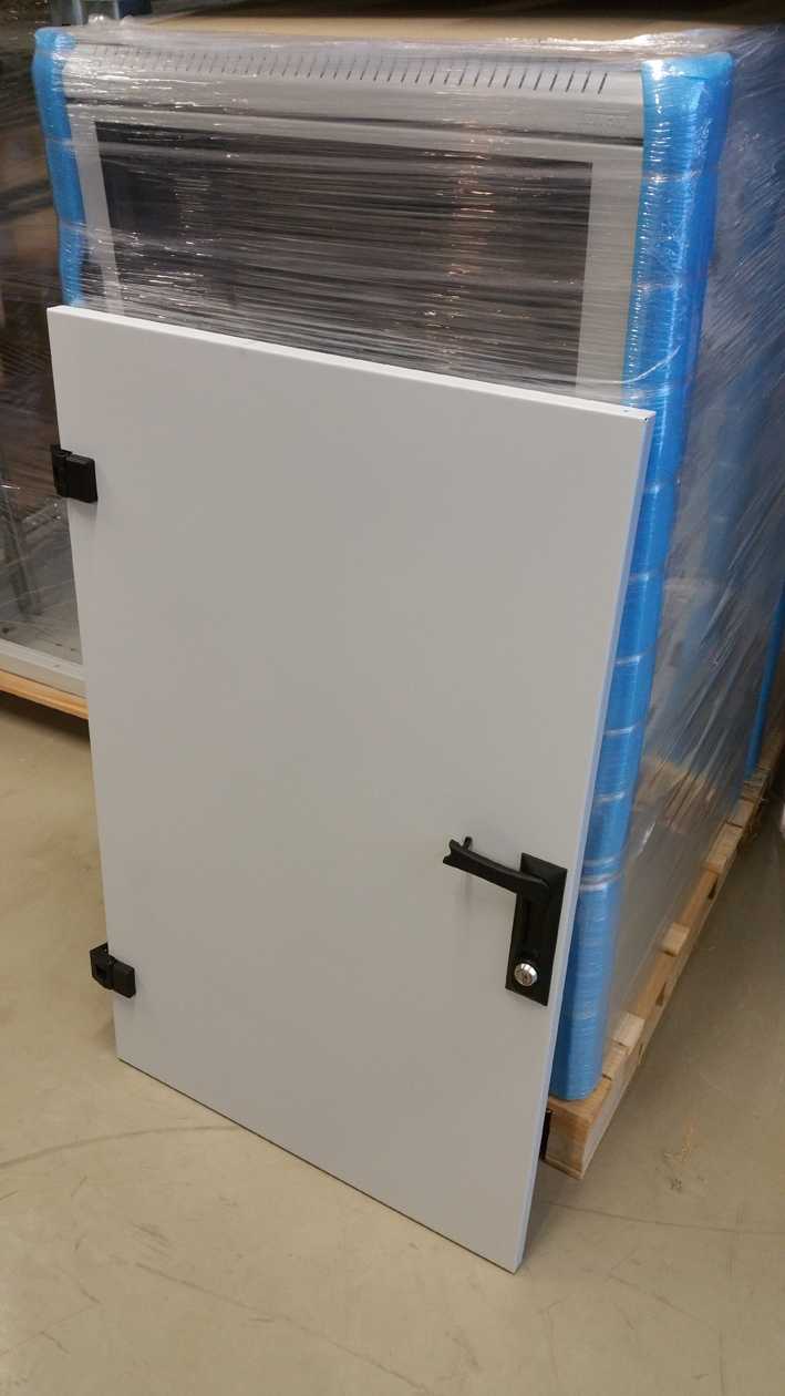 LANSE 3-PLAY - GULVRACK 22U 60x60x108 PLATEDØR