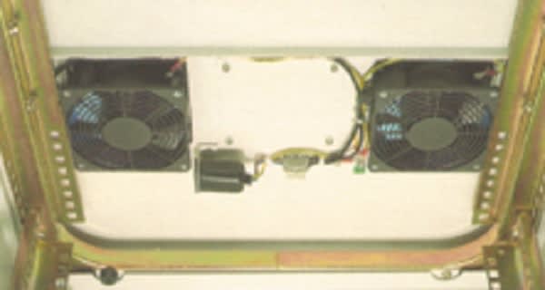 IKN AS - Brikke 45x45mm for 1xKeystone kontakt. Polarhvit