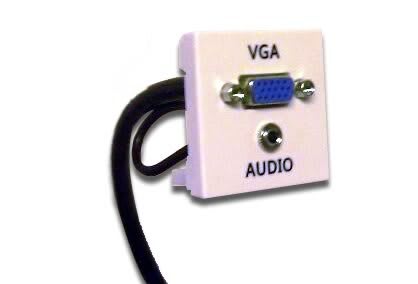 IKN AS - VGA med 3,5mm audio jack m brikke, 10m