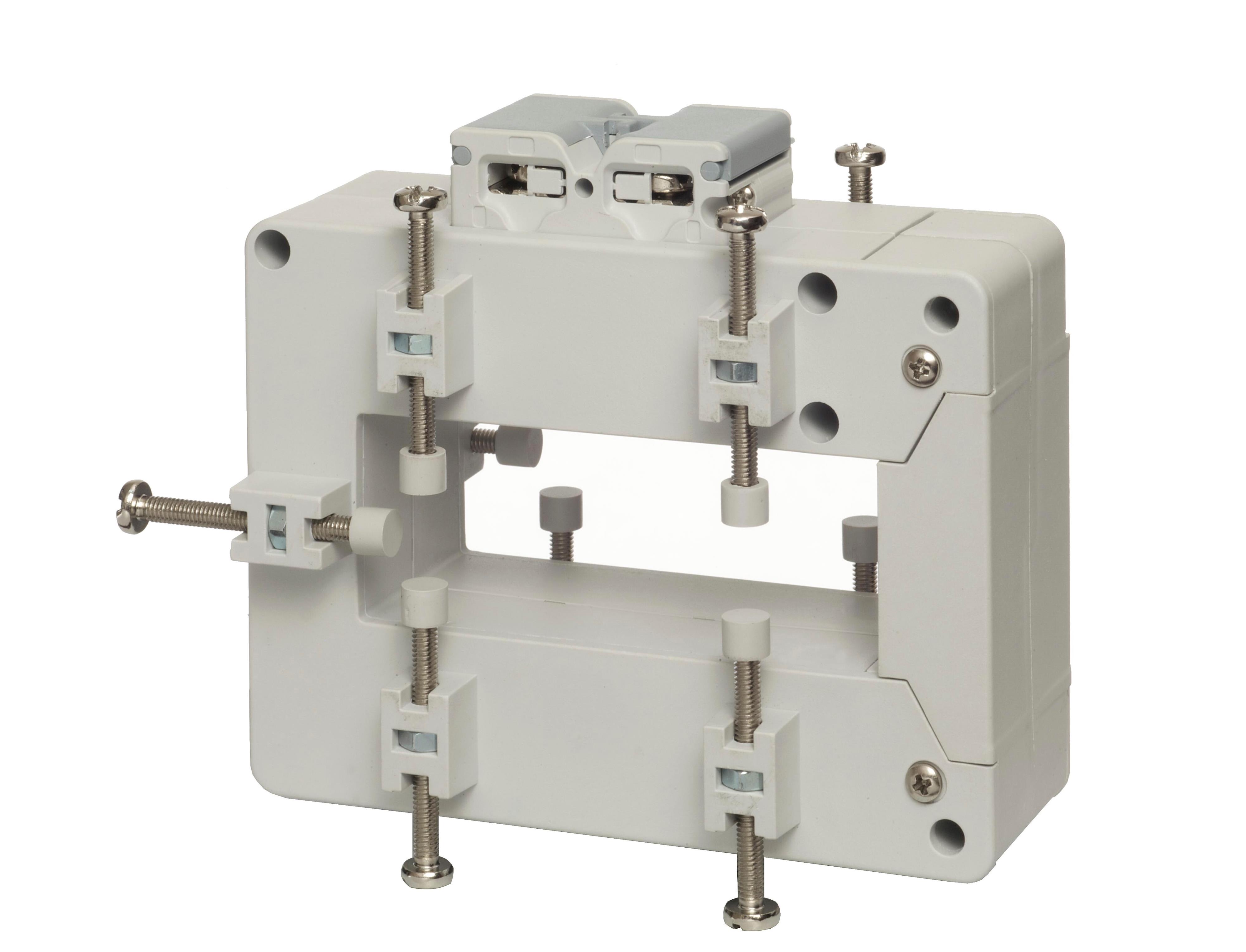 Carlo Gavazzi - Strømtransformator 600/5A
