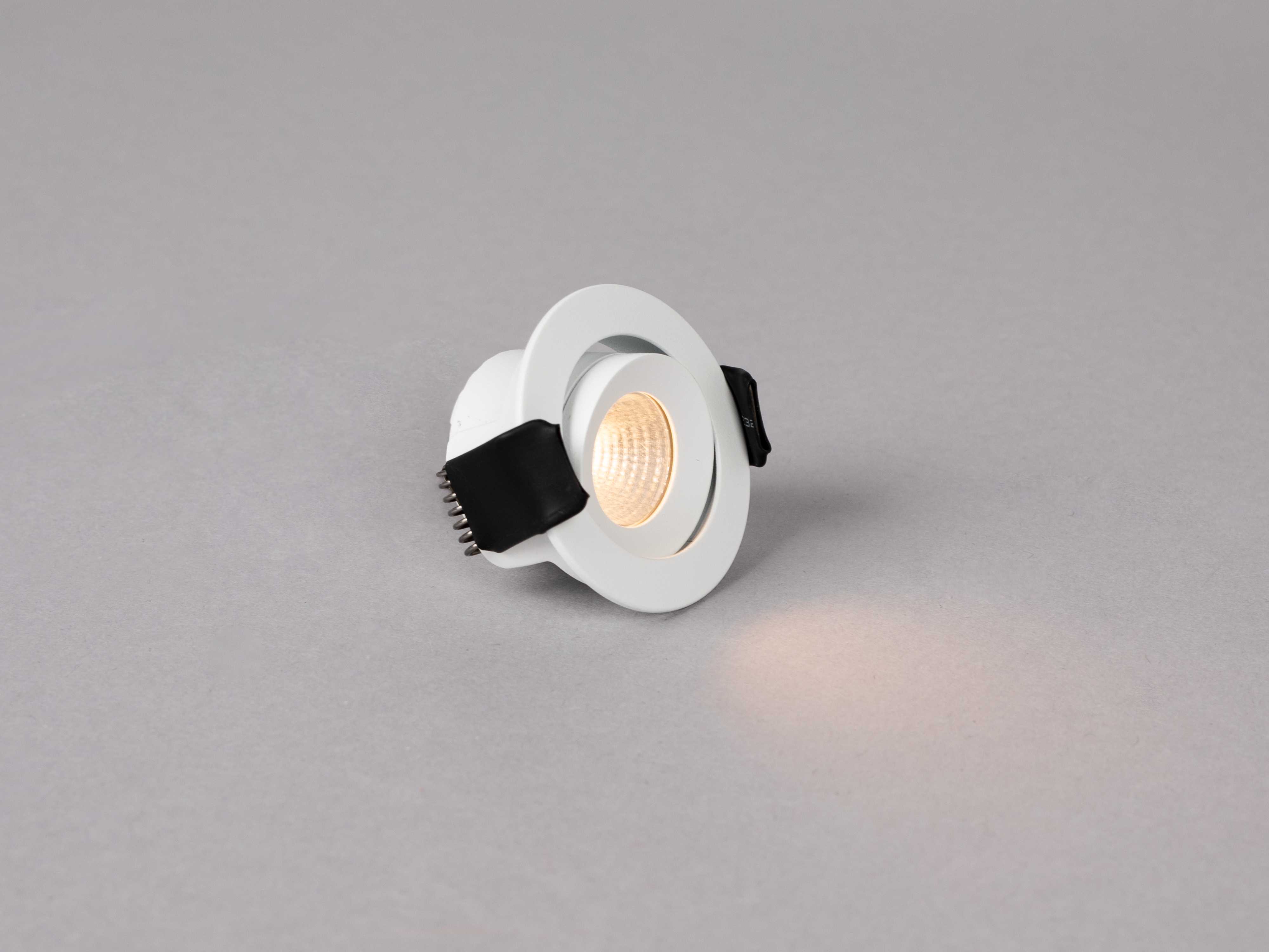 Hide-a-lite - Optic XS Tilt Hvit 2700K