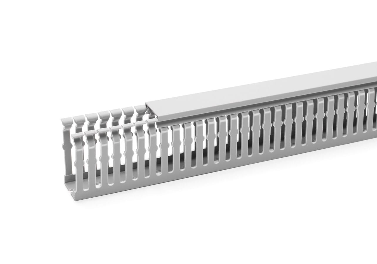 REHAU - Metra 80/40 Kanal og lokk