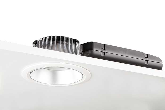 Glamox - D70-RF155 LED 1400 DALI 830 L