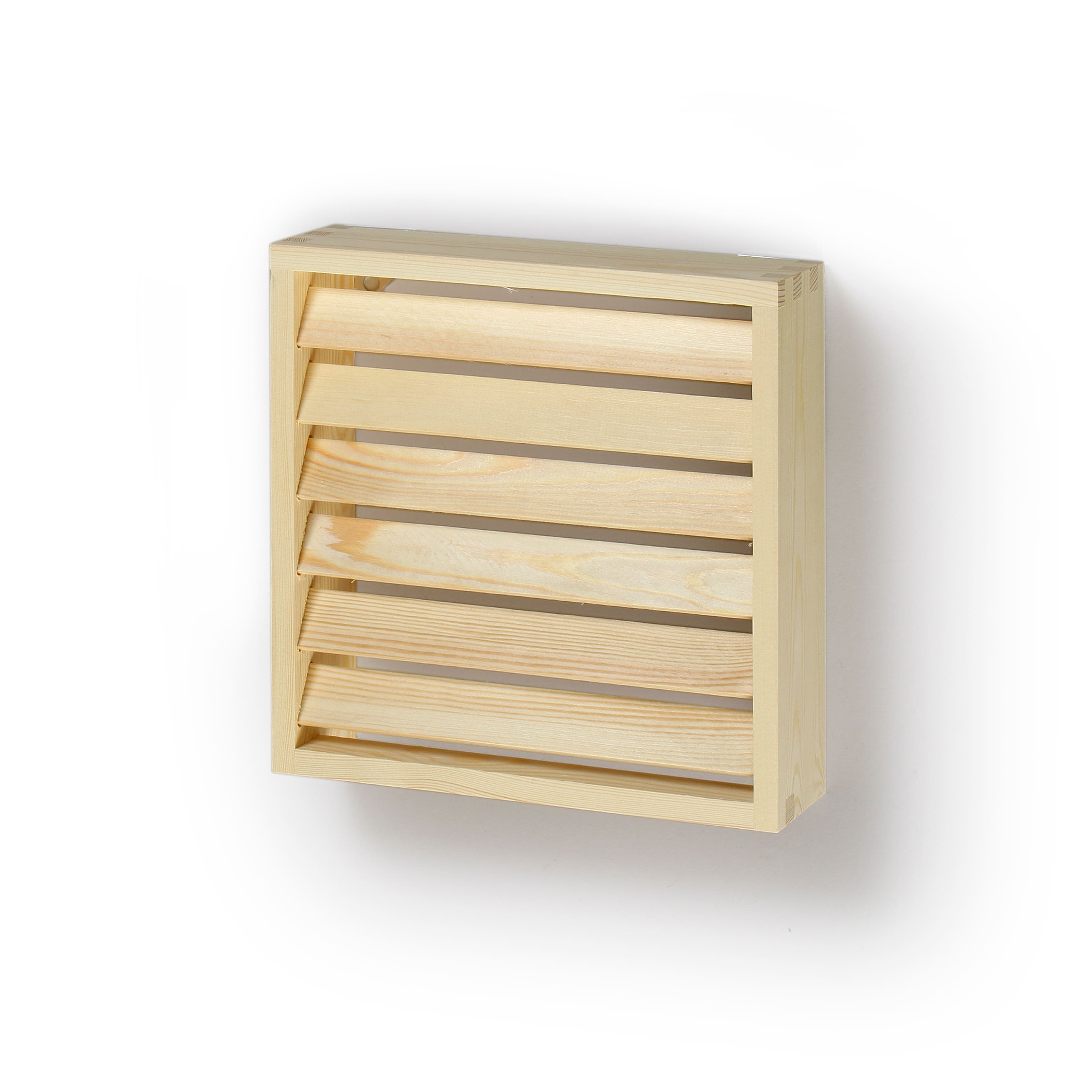 Ensto Building Systems - AK8 raster AVH11 innfelt furu