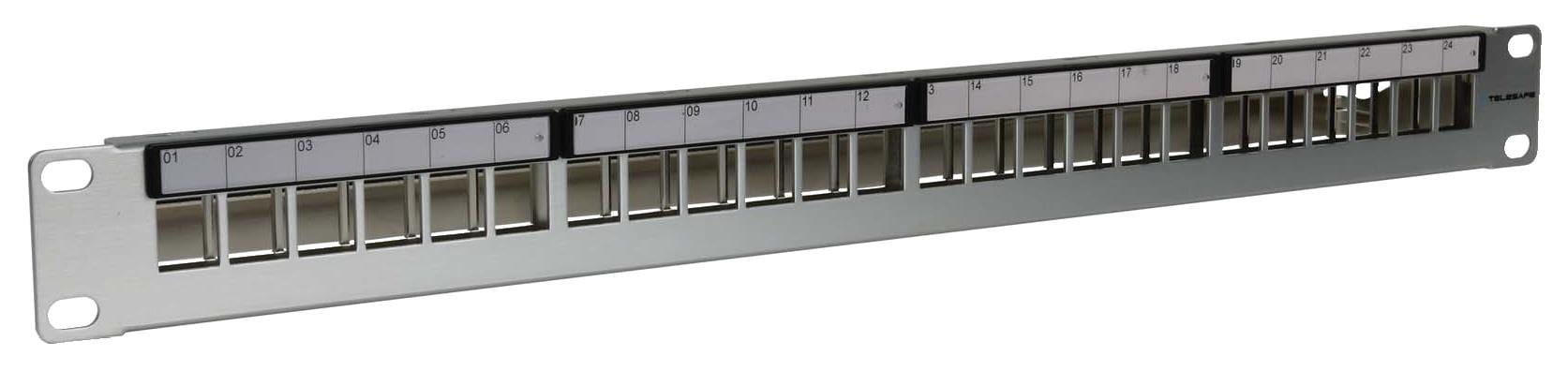 LANSE 3-PLAY - Patchpanel Tomt 19" for QuickCompact